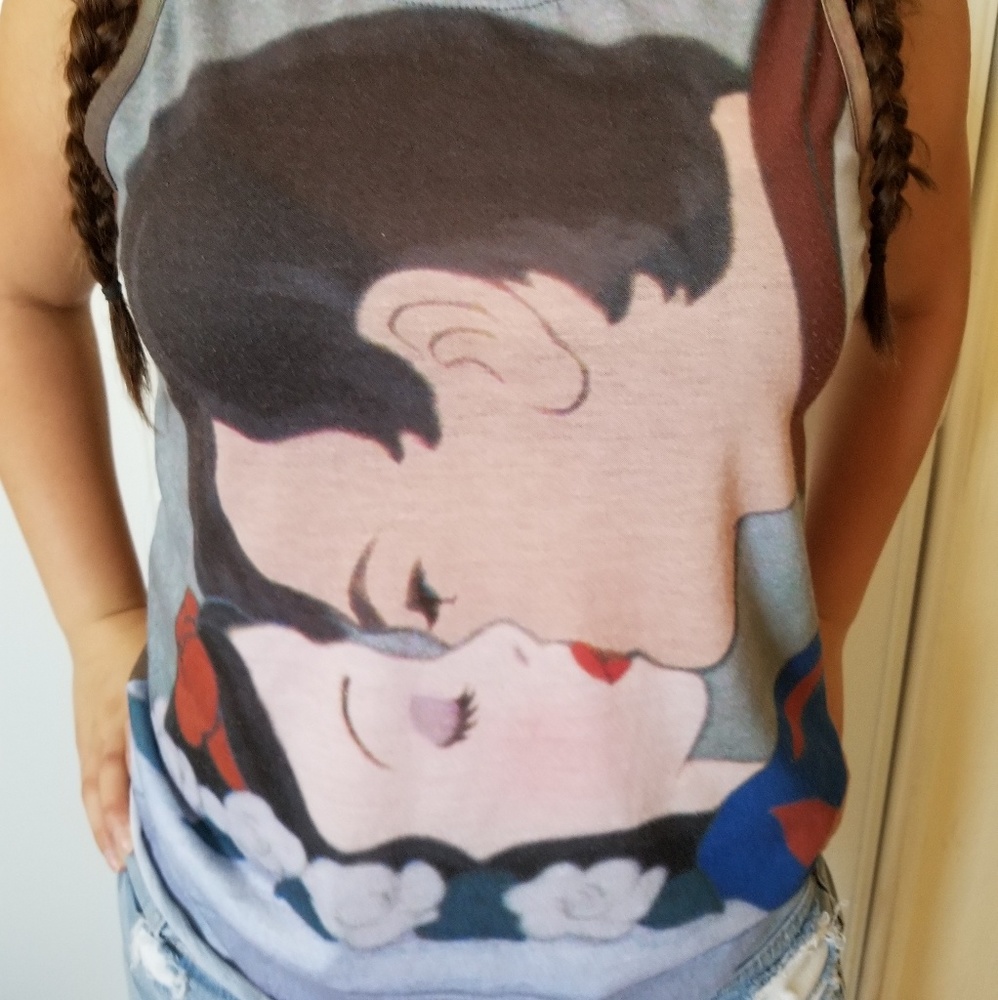 snow white top